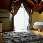 Dusha At Kruja's Mountain Hotel *