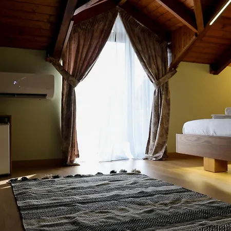 Dusha At Kruja's Mountain Hotel *